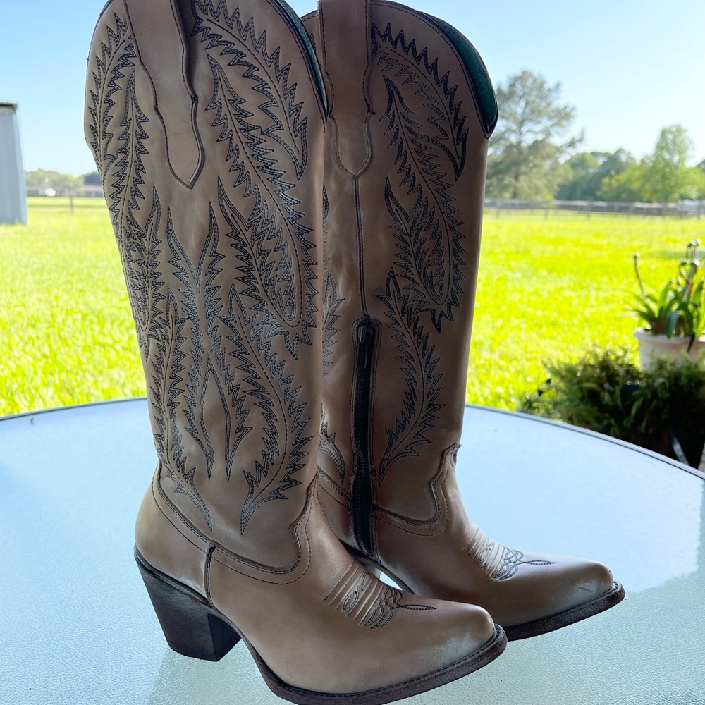 Womens Corral Boots